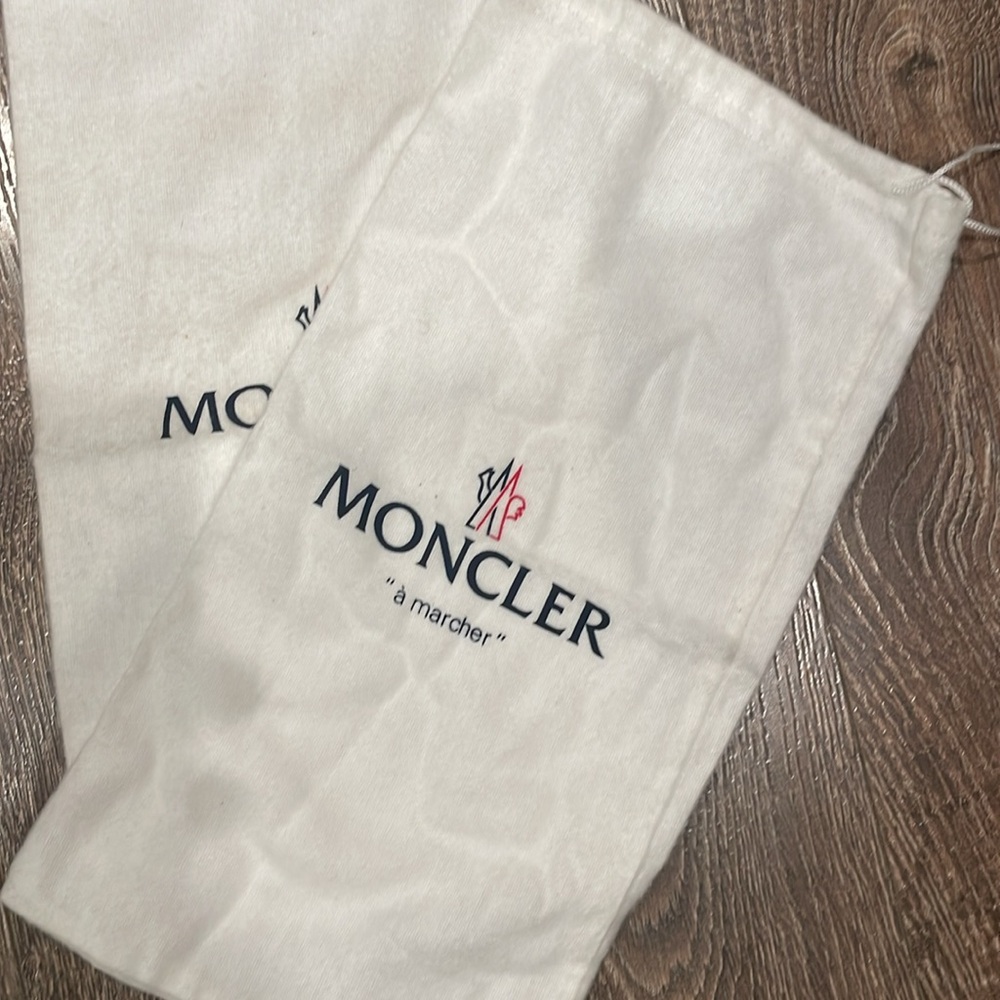 Moncler Sneakers - Picture 5 of 5